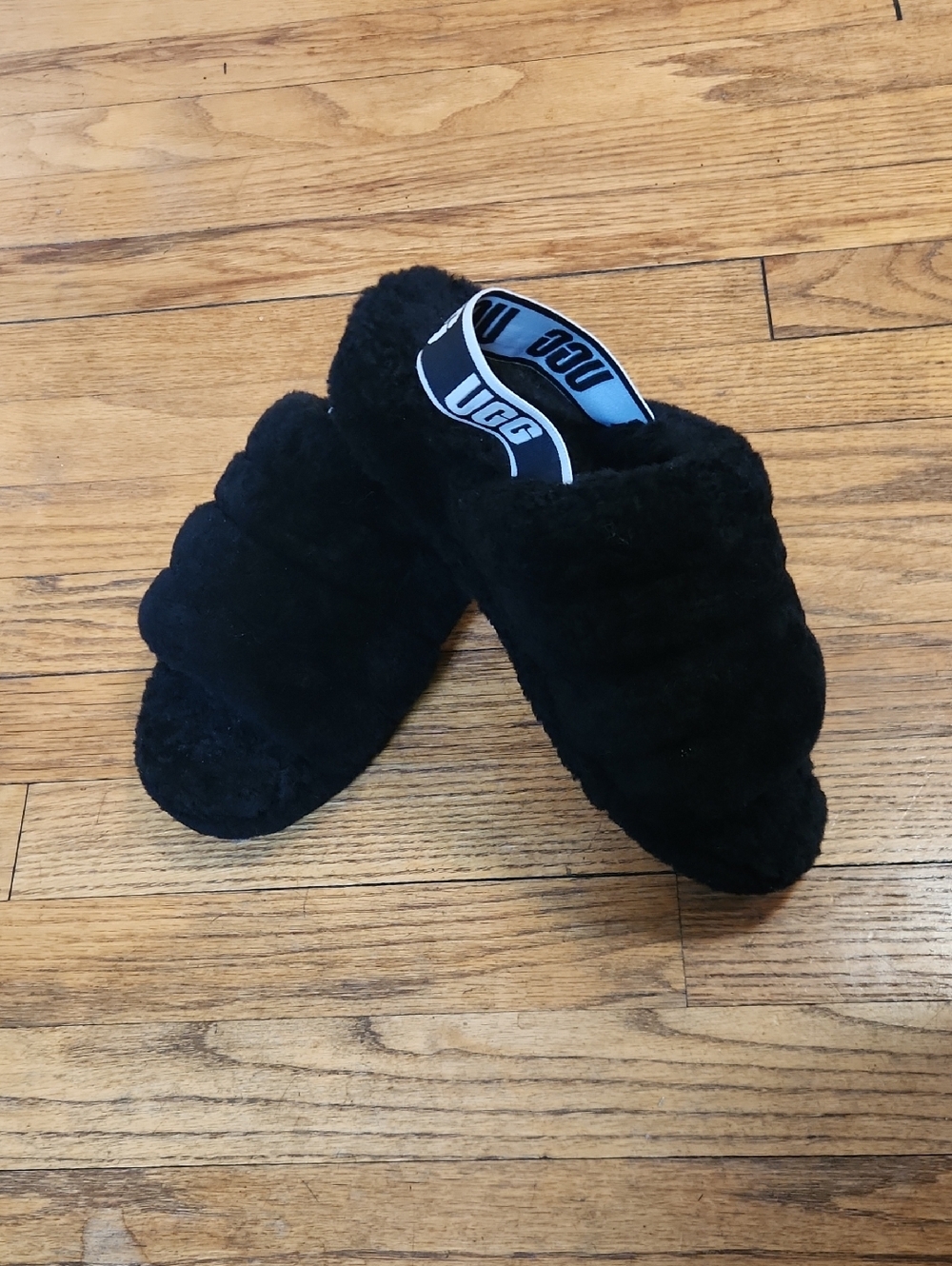 UGG Women's Black Fluff Yeah Slide Shoes Slippers Size 9